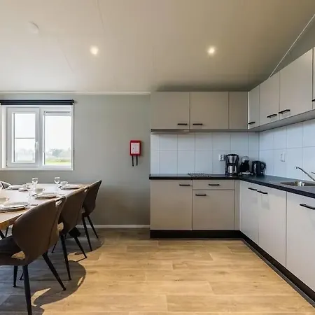 Сasa de vacaciones Vakantiebungalow De Karper *